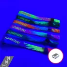 Textil karszalag (15x340mm, egy oldalon színes FLUO nyomással, változó adattal) - alu gyűrűvel