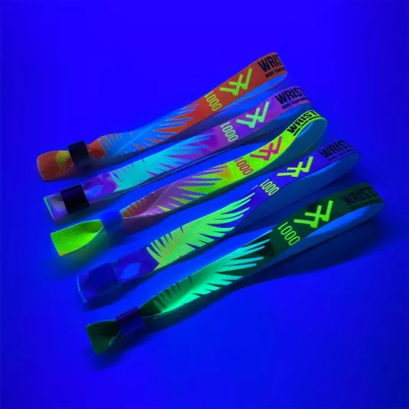 Textil karszalag (15x340mm, egy oldalon színes FLUO nyomással, változó adattal) - alu gyűrűvel
