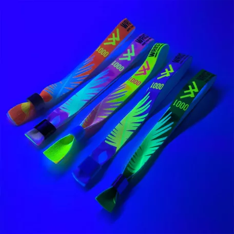 Textil karszalag (15x340mm, egy oldalon színes FLUO nyomással, változó adattal) - önzáró bambusz-műanyag gyűrűvel