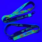 Szatén Nyakpánt feliratos 20x900mm - FLUO nyomtatással - Csepp Karabínerrel